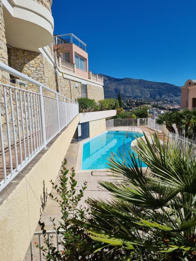 Dernier Etage D'Une Maison Roquebrune-Cap-Martin Exterior photo